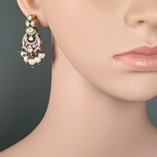 The Jamie Victorian Polish Earring