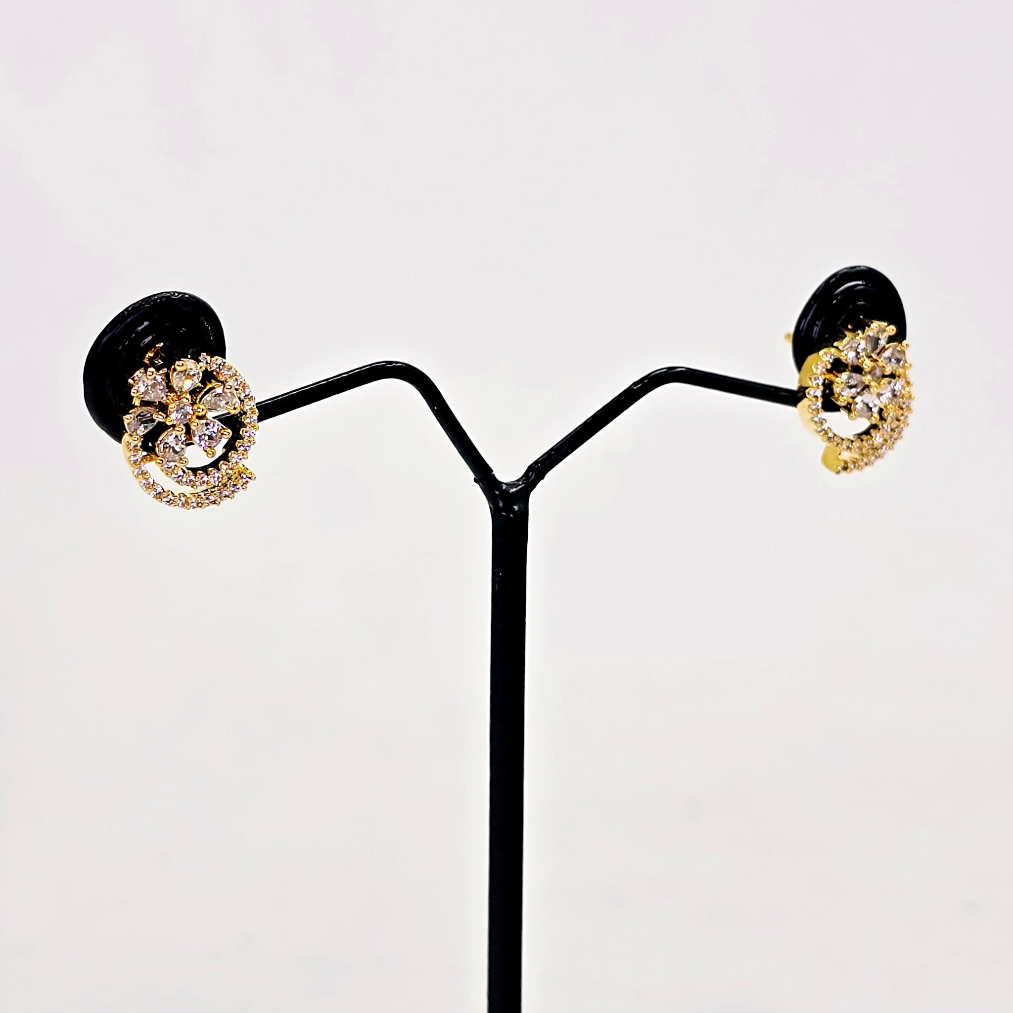 The Sloane  Yellowgold A.D Earring