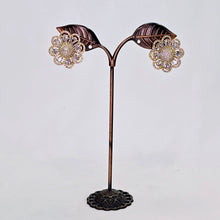 The Serra Yellowgold A.D Earring