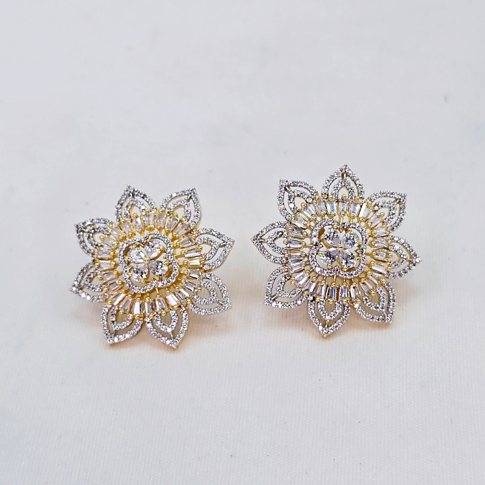 The Saskia Yellowgold A.D Earring