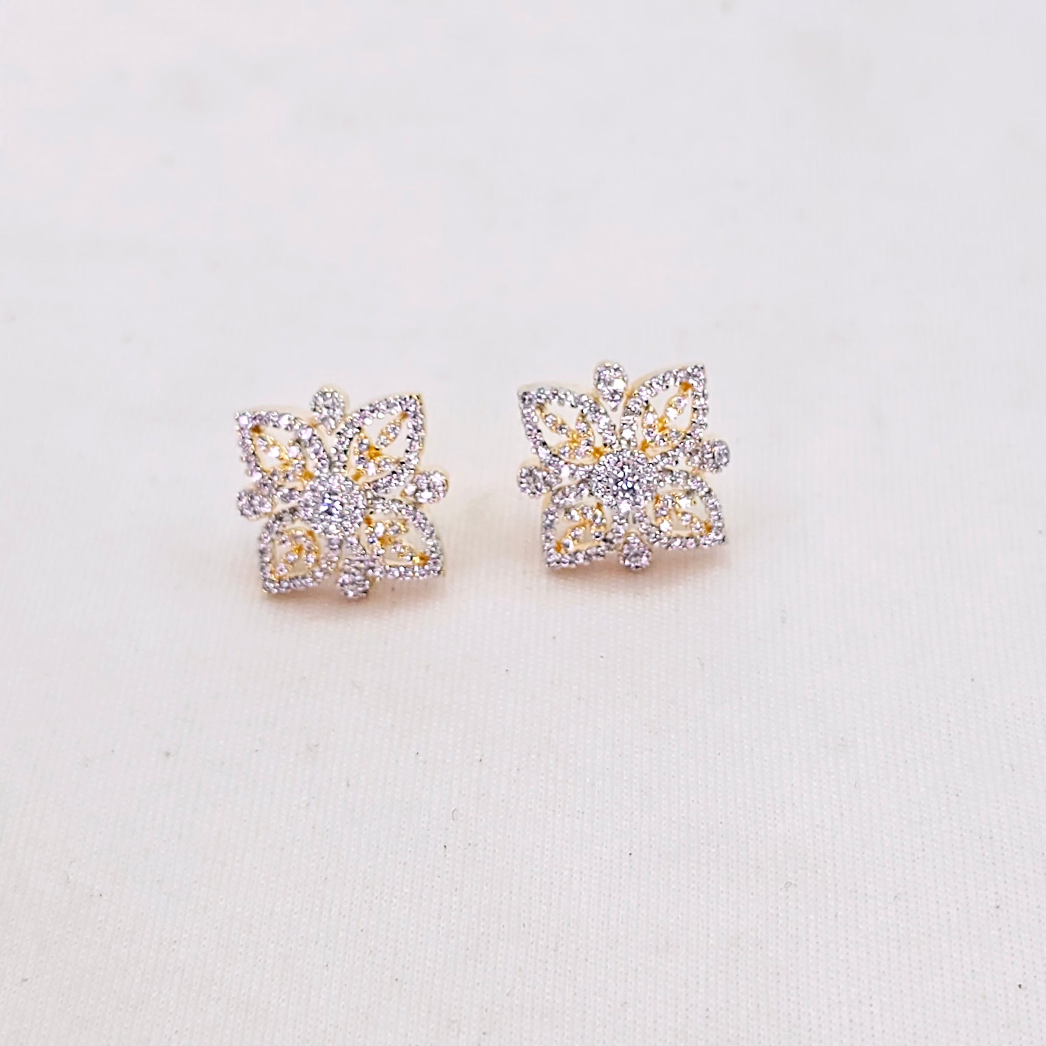 The Sari Yellowgold A.D Earring