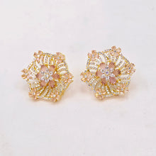 The Gabby Yellowgold A.D Earring