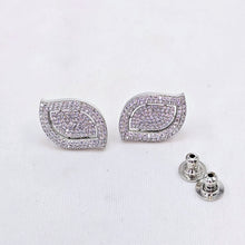 The Nitisa Whitegold A.D Earring