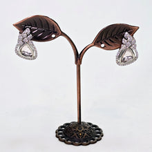 The Nivi Whitegold A.D Earring