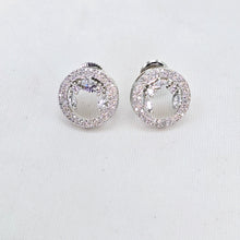 The Nithila Whitegold A.D Earring