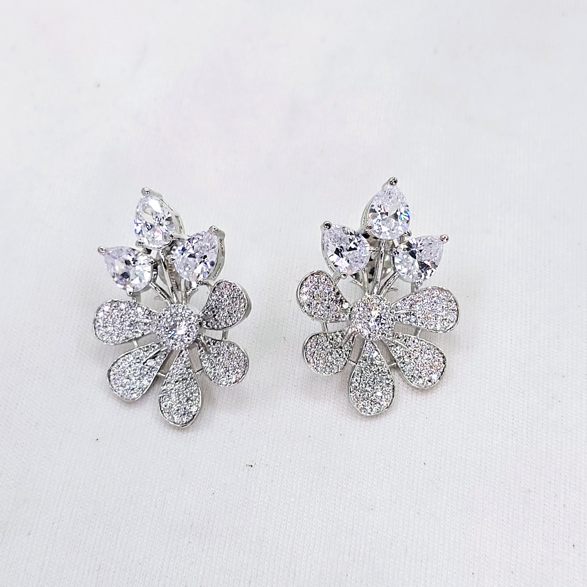 The Milena Whitegold A.D Earring