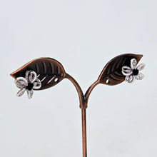 The Mallory Whitegold A.D Earring