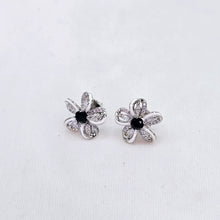 The Mallory Whitegold A.D Earring