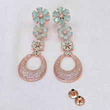 The Bristol Rosegold A.D Earring