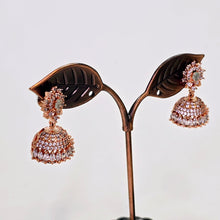 The Floris Rosegold A.D Earring