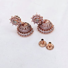 The Floris Rosegold A.D Earring