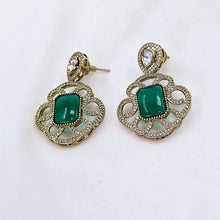 The Gina Victorian Polish Earring