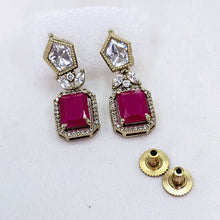 The Jassy Victorian Polish Earring