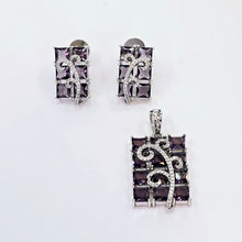 The Floris Whitegold A.D Pendant Earring