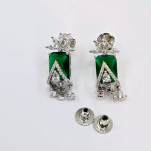 The Amira Whitegold A.D Pendant Earring