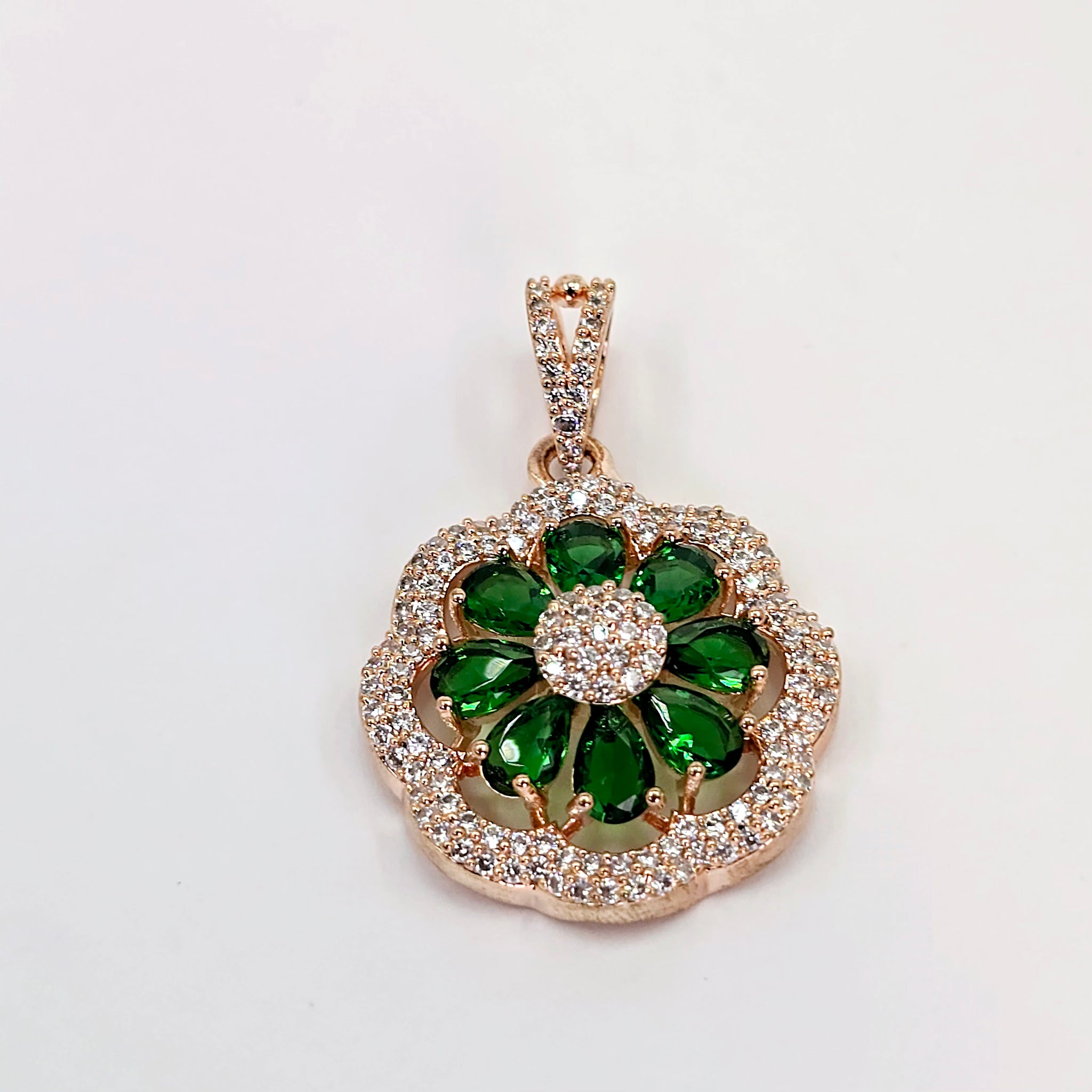 The Abriana Rosegold A.D Pendant Earring