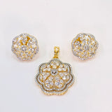 The Tiyra Yellowgold A.D Pendant Earring
