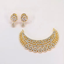 The Adair Yellowgold A.D Pendant Earring (M.S)