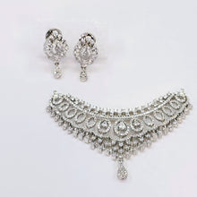 The Angely Whitegold A.D Pendant Earring (M.S)