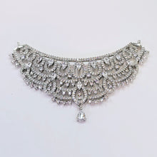 The Balia Whitegold A.D Pendant Earring (M.S)