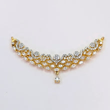 The Brina Yellowgold A.D Pendant Earring (M.S)