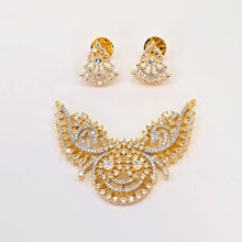 The Fiona Yellowgold A.D Pendant Earring (M.S)