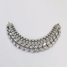 The Denny Whitegold A.D Pendant EArring (M.S)