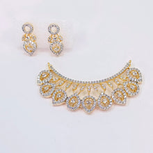 The Delisa Yelloegold A.D Pendant Earring (M.S)