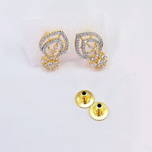 The Dalma Yellowgold A.D Pendant Earring (M.S)