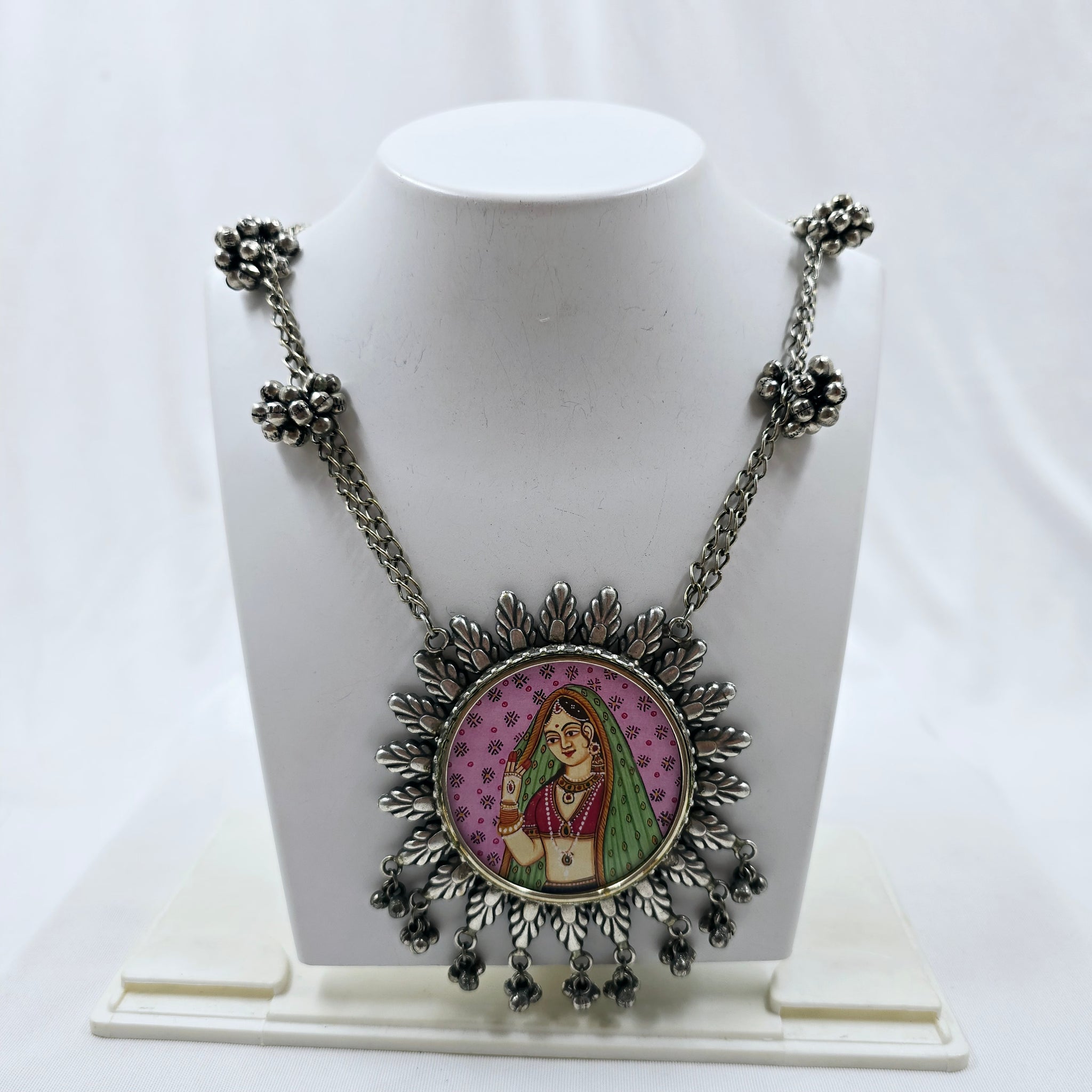 The Siraya Fancy Re Customized Necklace