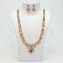 The Virika Kempu Long Necklace