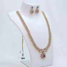 The Virika Kempu Long Necklace