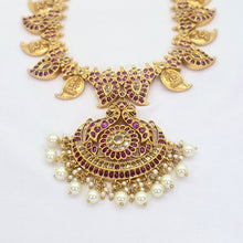 The Varnika Kempu Long Necklace