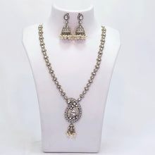 The Bonnie Victorian Polish Necklace
