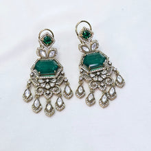 The Kylie Victorian Polish Necklace