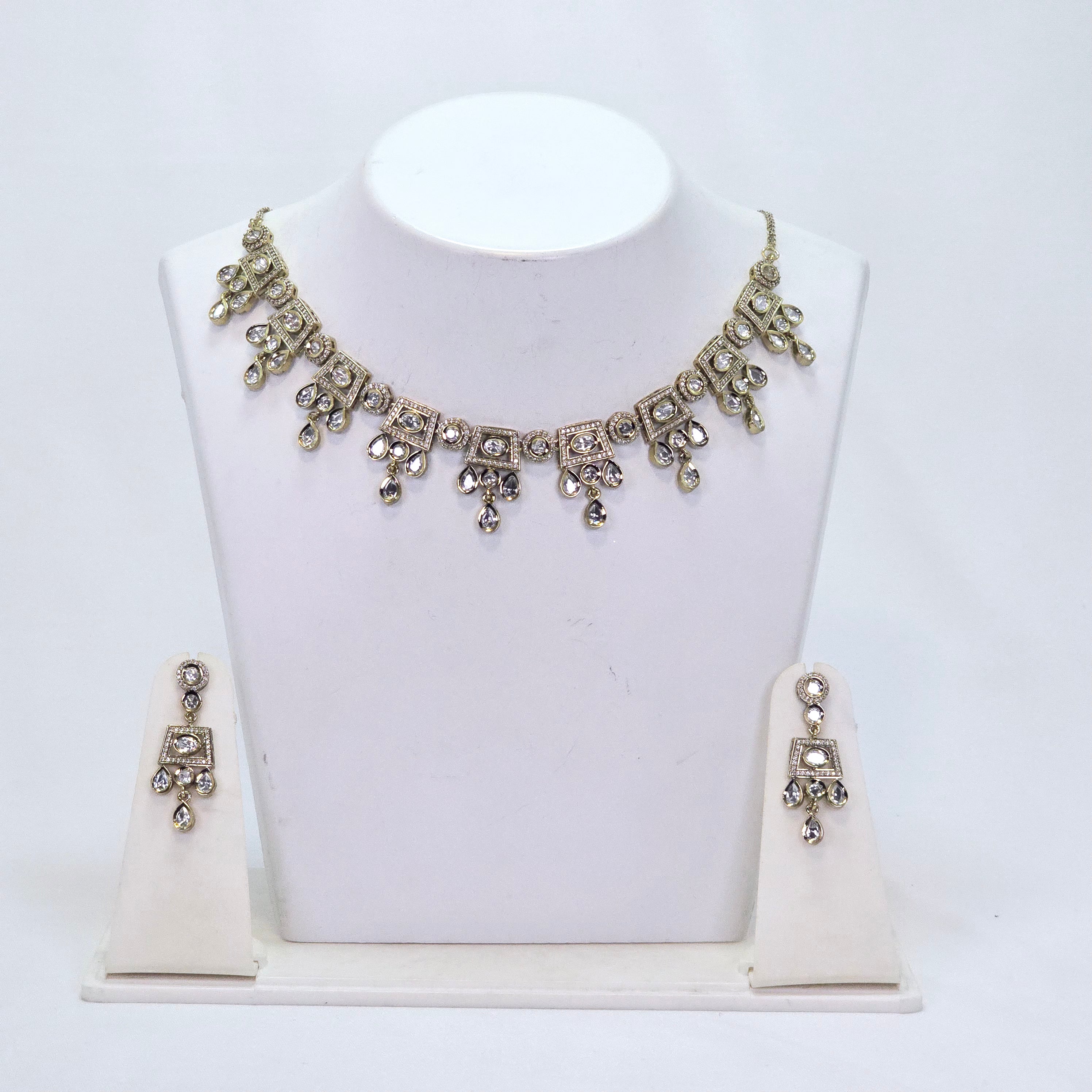 The Jill Victorian Polish Necklace