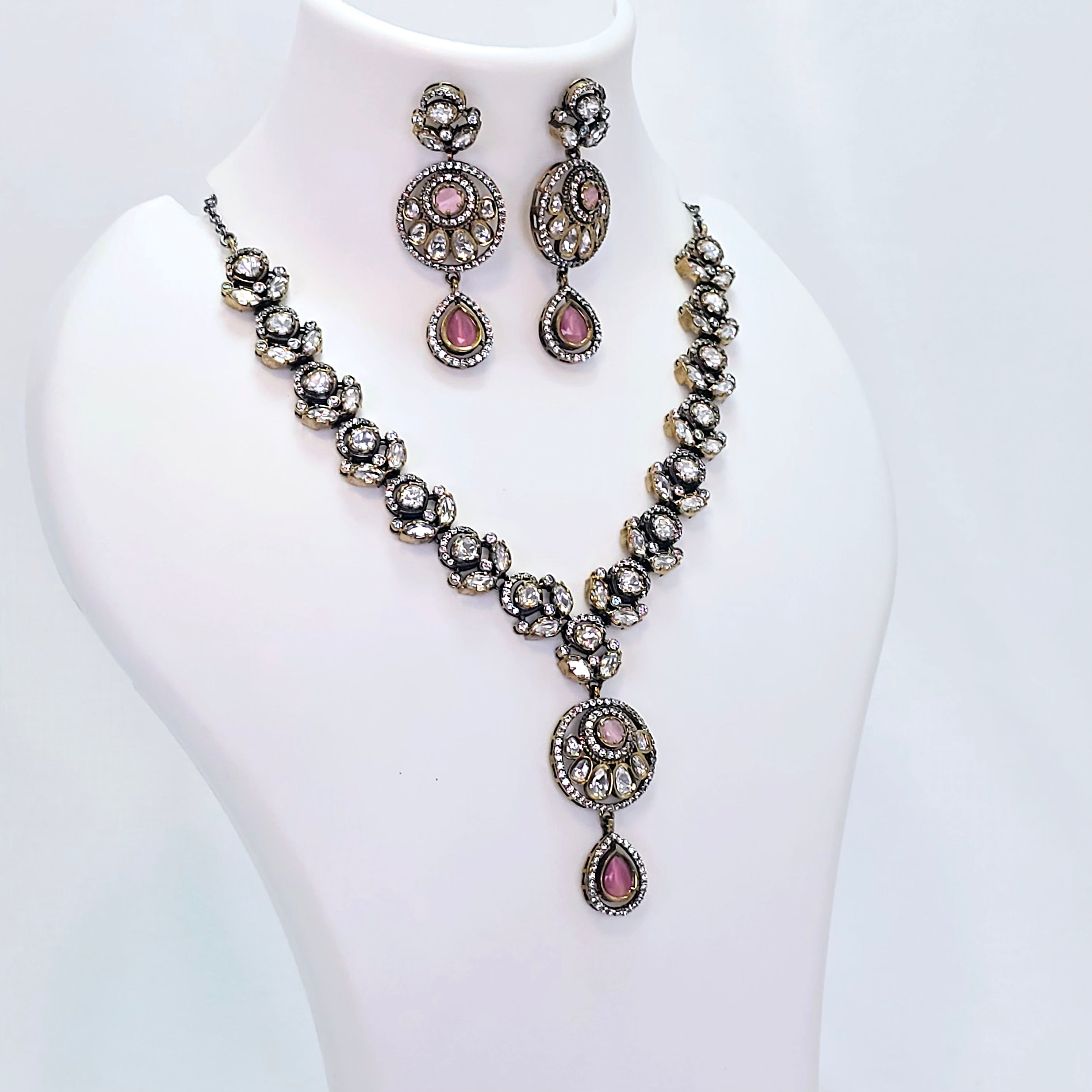 The Elena Victorian Polish Necklace