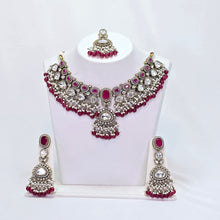 The Edie Victorian Polish Necklace