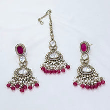 The Edie Victorian Polish Necklace