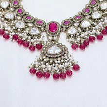 The Edie Victorian Polish Necklace
