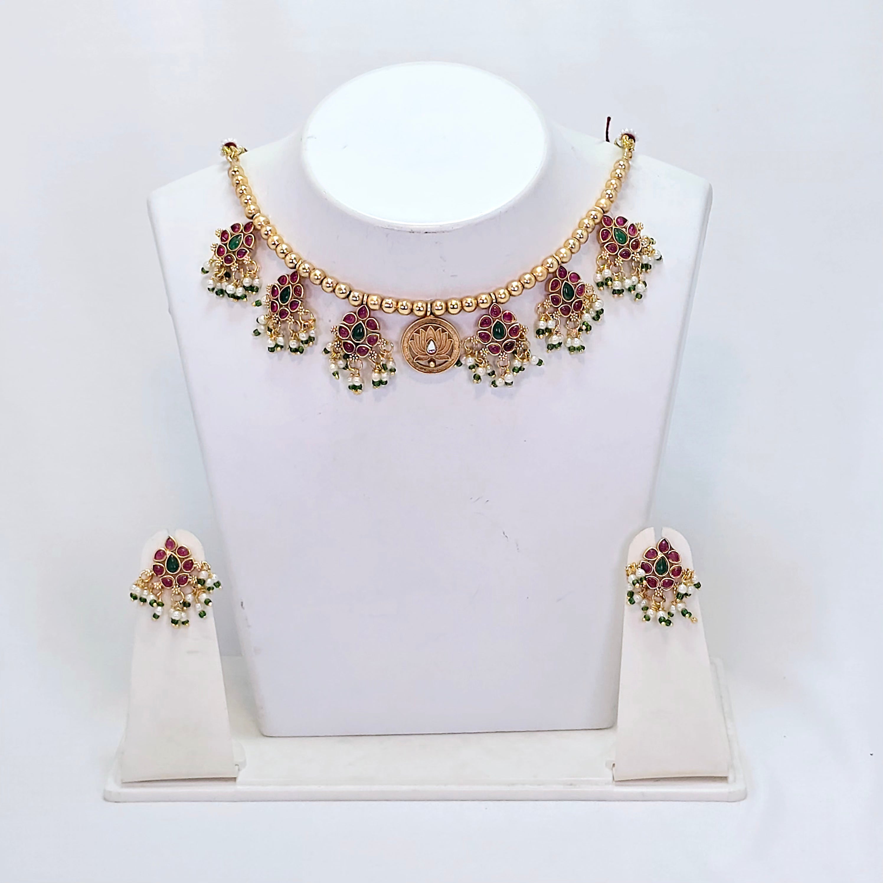 The Chandrakala Kempu Necklace