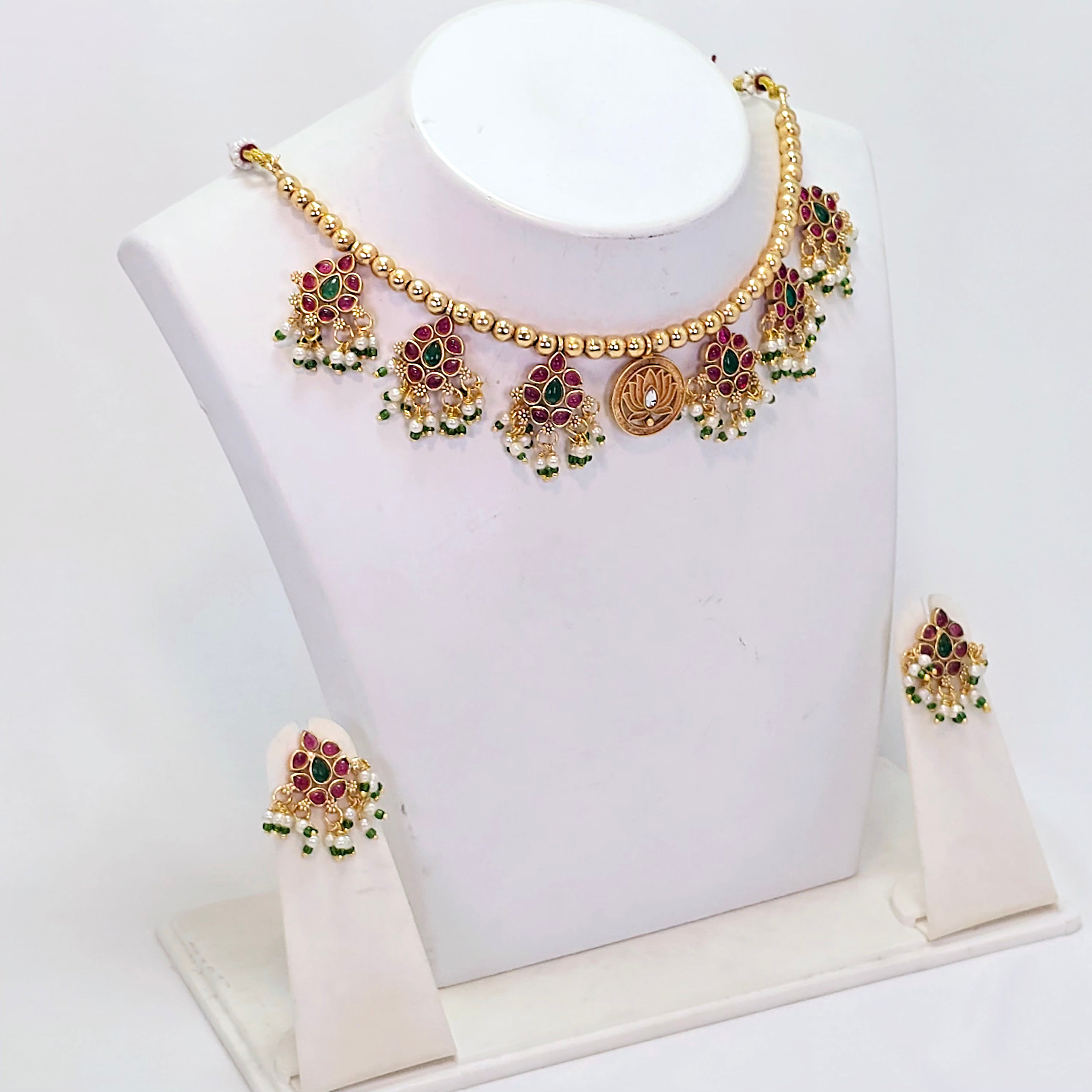 The Chandrakala Kempu Necklace