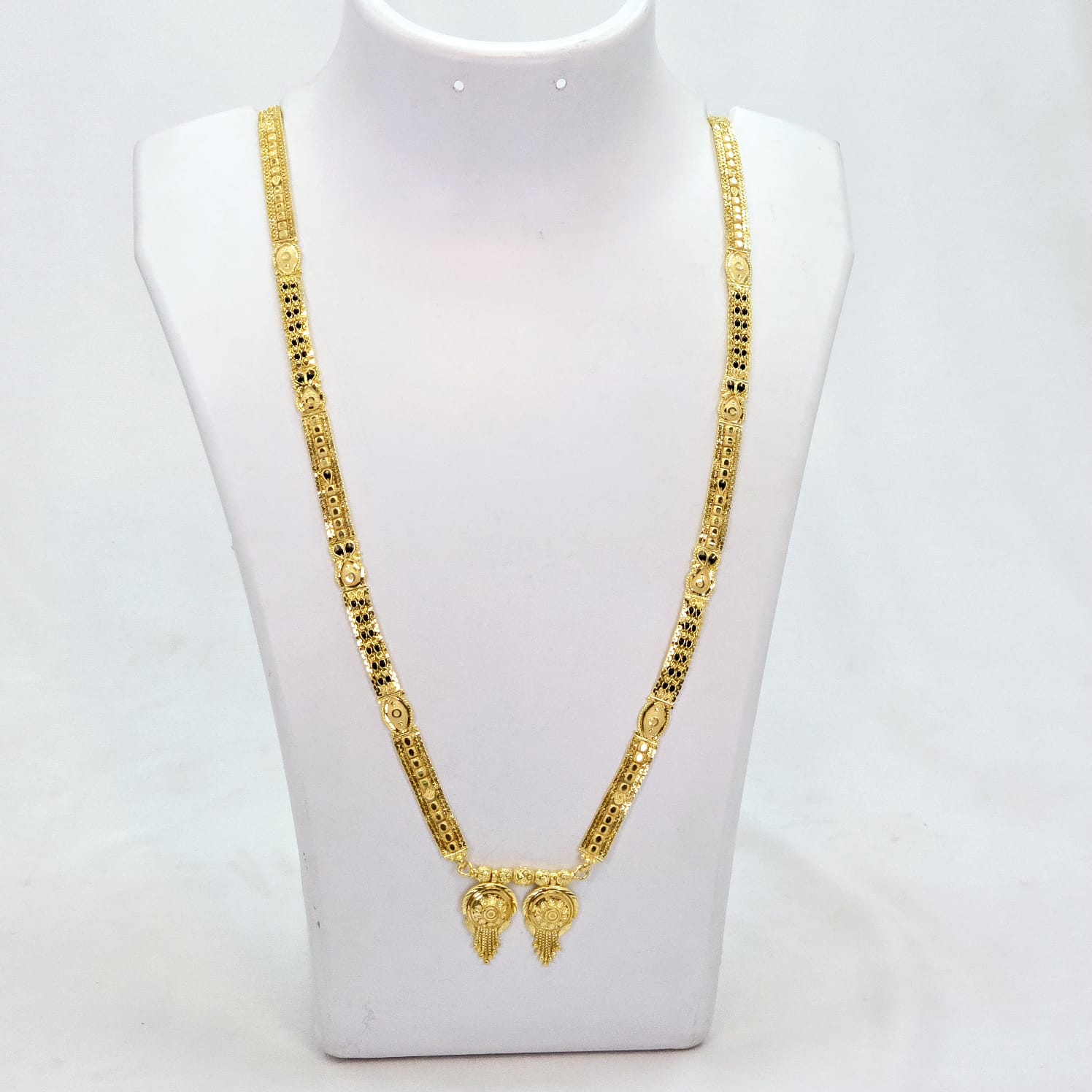 The Shrutika Goldforming Mangalsutra