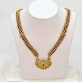 The Yutika Antique Goldforming Necklace
