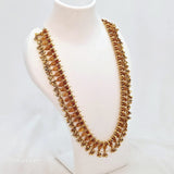 The Rashi Antique Goldforming Saaj