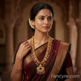 The Preksha Antique Goldforming Saaj
