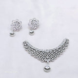 The Maniel Whitegold A.D Pendant Earring (M.S)