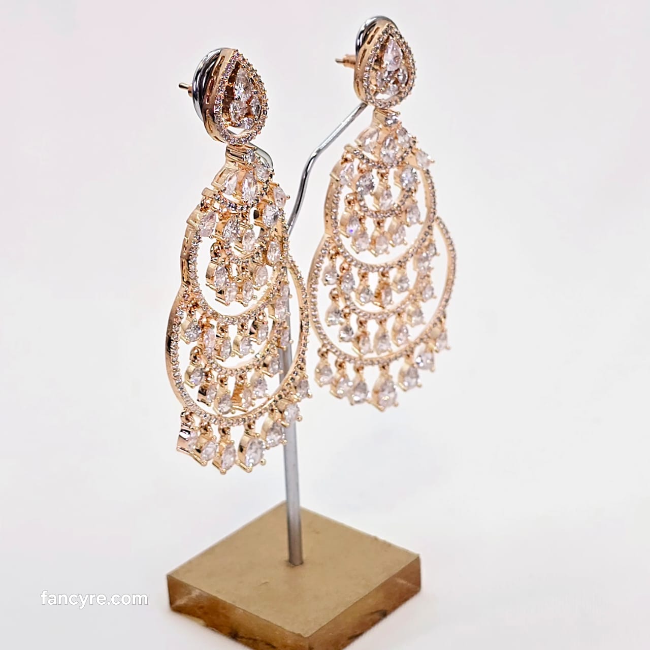 The Adara Rosegold A.D Earring