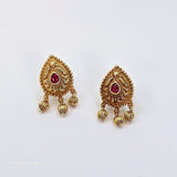 The Ojasvi Antique Goldforming Saaj