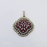 The Noliya Victorian Polish Pendant Earring